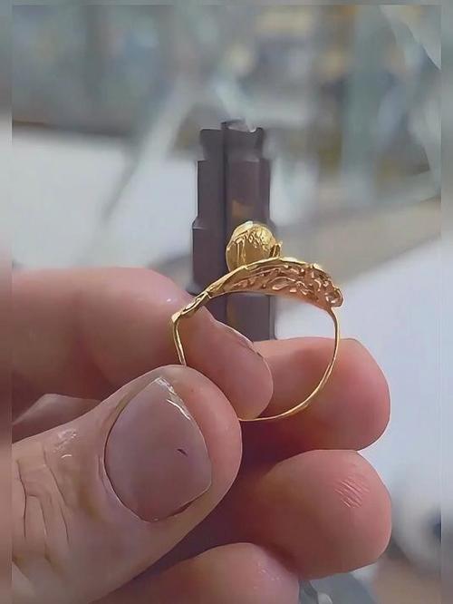 金戒指变形了怎么能变圆游戏截图