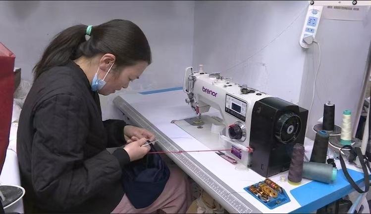 旧电脑安装什么系统流畅