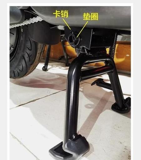 电瓶车后撑脚弄不下来游戏截图