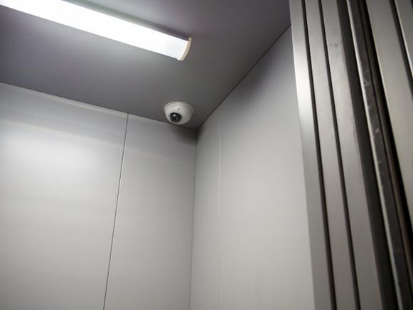 电梯摄像头能听到声音吗游戏截图